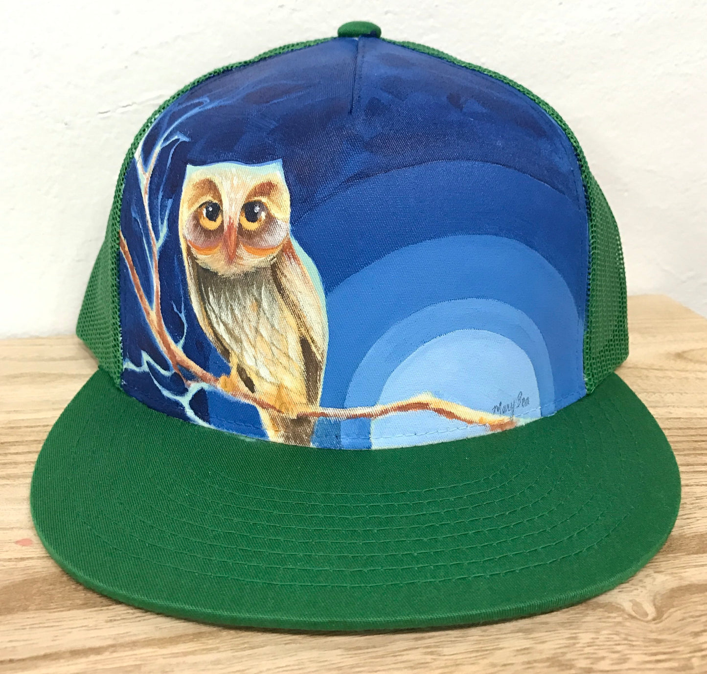 "Owl" Hand Painted on Green Snapback trucker Hat